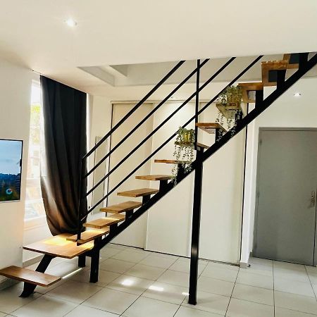 Superbe Duplex Design Neuf 2 Chambres, Climatise Tout Confort, Facile D,Acces Stationnement Gratuit Марсель Экстерьер фото