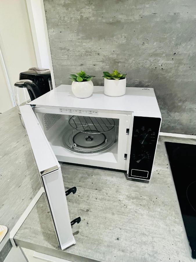 Superbe Duplex Design Neuf 2 Chambres, Climatise Tout Confort, Facile D,Acces Stationnement Gratuit Марсель Экстерьер фото